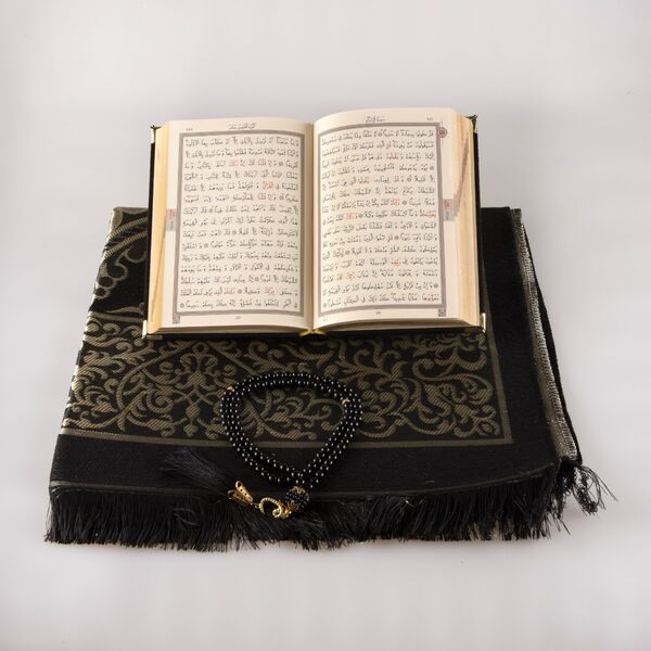 Prayer Mat + Salah Beads + Velvet Bound Quran Gift Set (Bag Size, Black1)