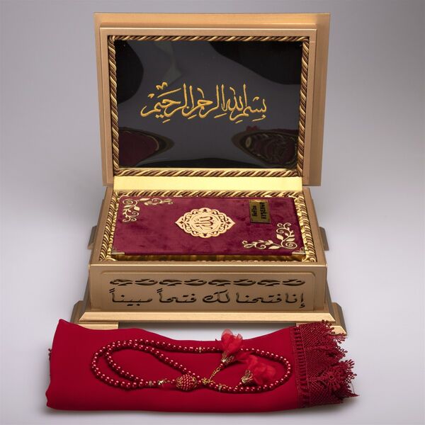 Shawl + Salah Beads + Quran Gift Set (Hafiz Size, Velvet, Maroon)