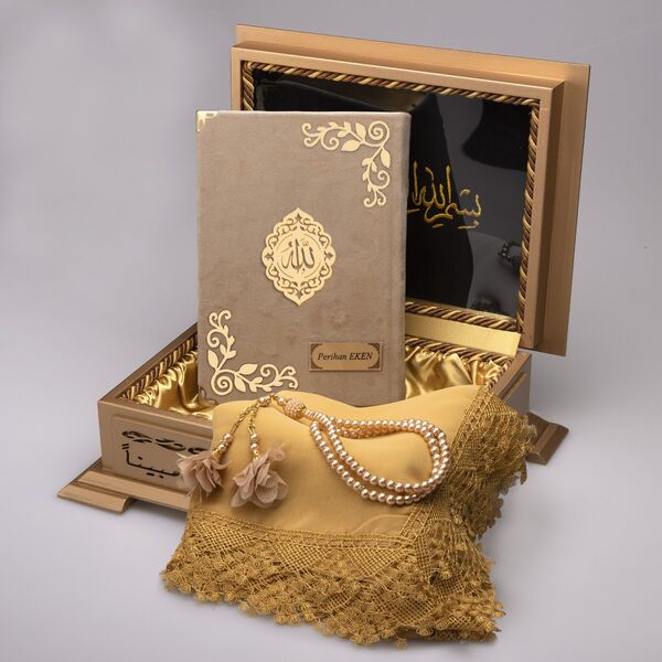 Shawl + Salah Beads + Quran Gift Set (Hafiz Size, Velvet, Mink)