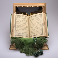 Shawl + Salah Beads + Quran Gift Set (Hafiz Size, Velvet, Olive Green) - Thumbnail