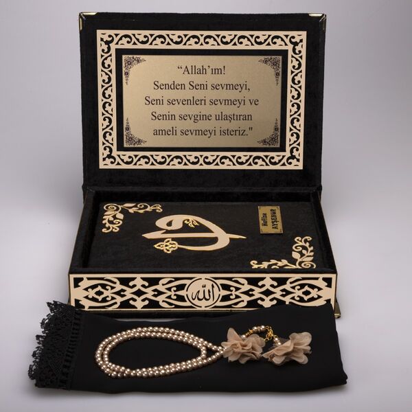 Shawl + Salah Beads + Quran Gift Set (Medium Size, Black, Gold Plexy)